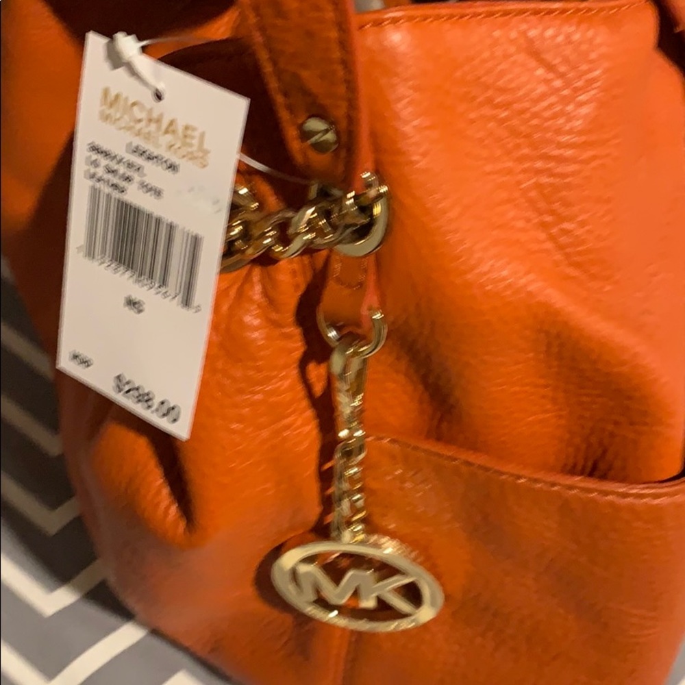 Handbag - Picture 3 of 5
